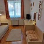Apartament Myrelax - *