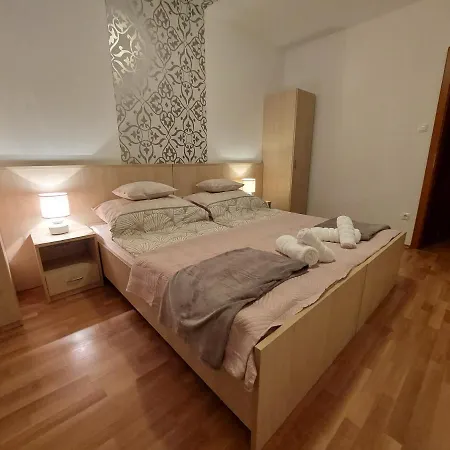 Myrelax - *
