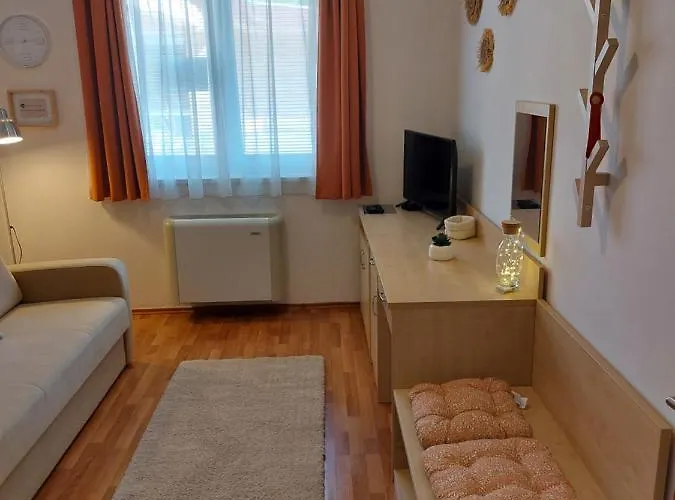 Apartman Myrelax - *